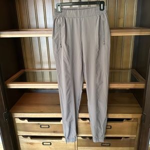 Old Navy Stretch Tech Jogger